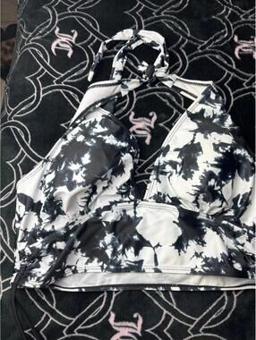 Black and white bathing suit top